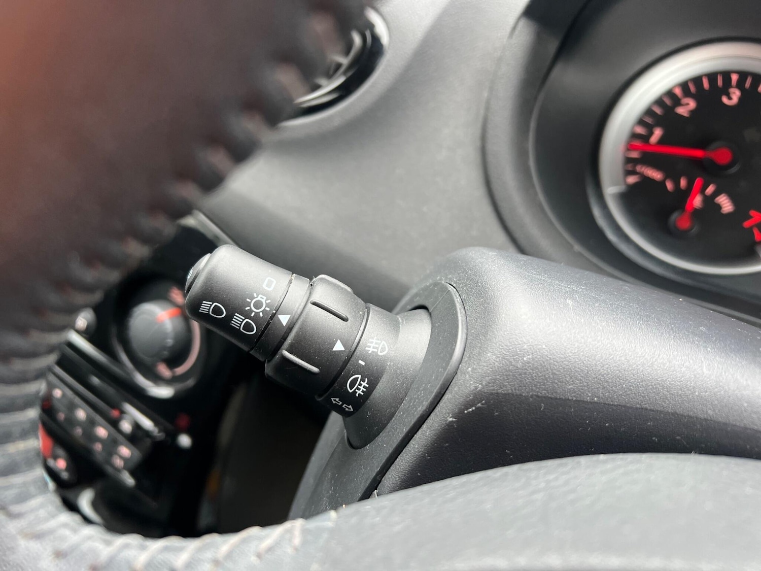 Used Renault Clio 2013 for sale - 78148069: Photo 43