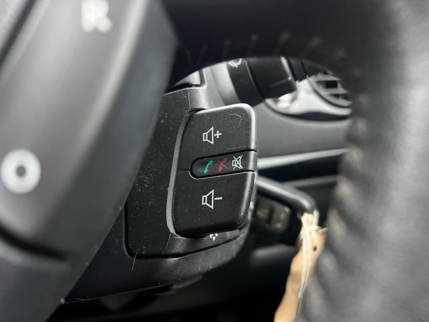 Used Renault Clio 2013 for sale - 78148069: Photo 45