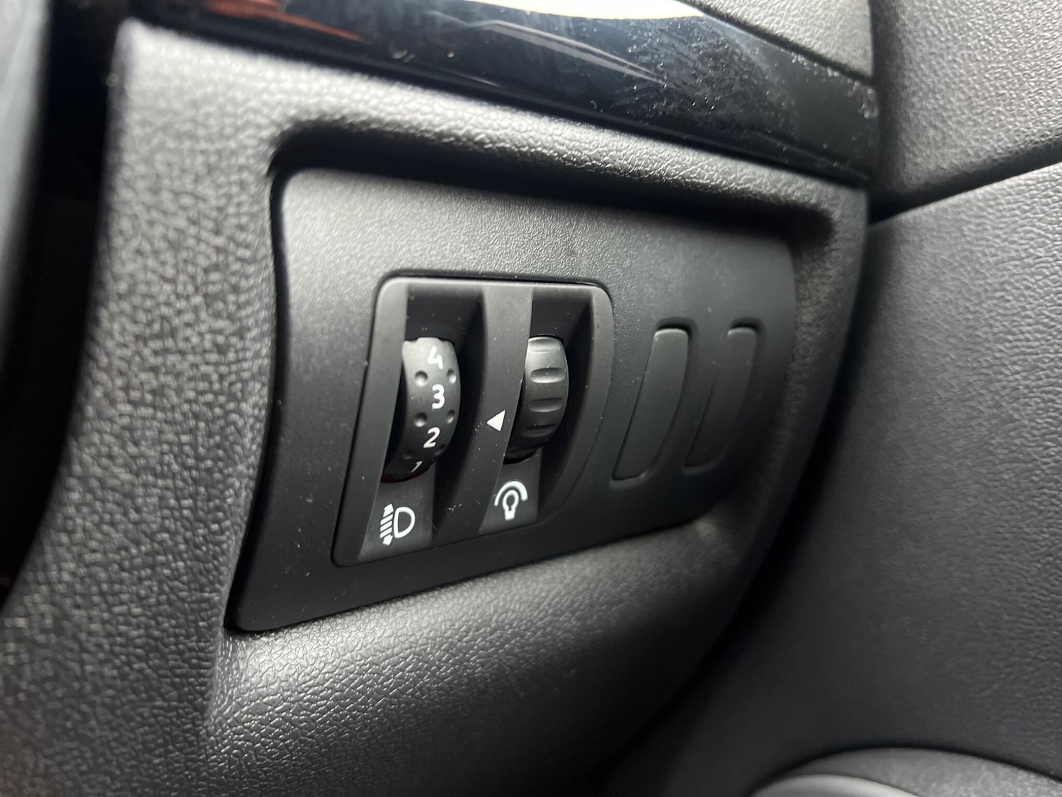 Used Renault Clio 2013 for sale - 78148069: Photo 47