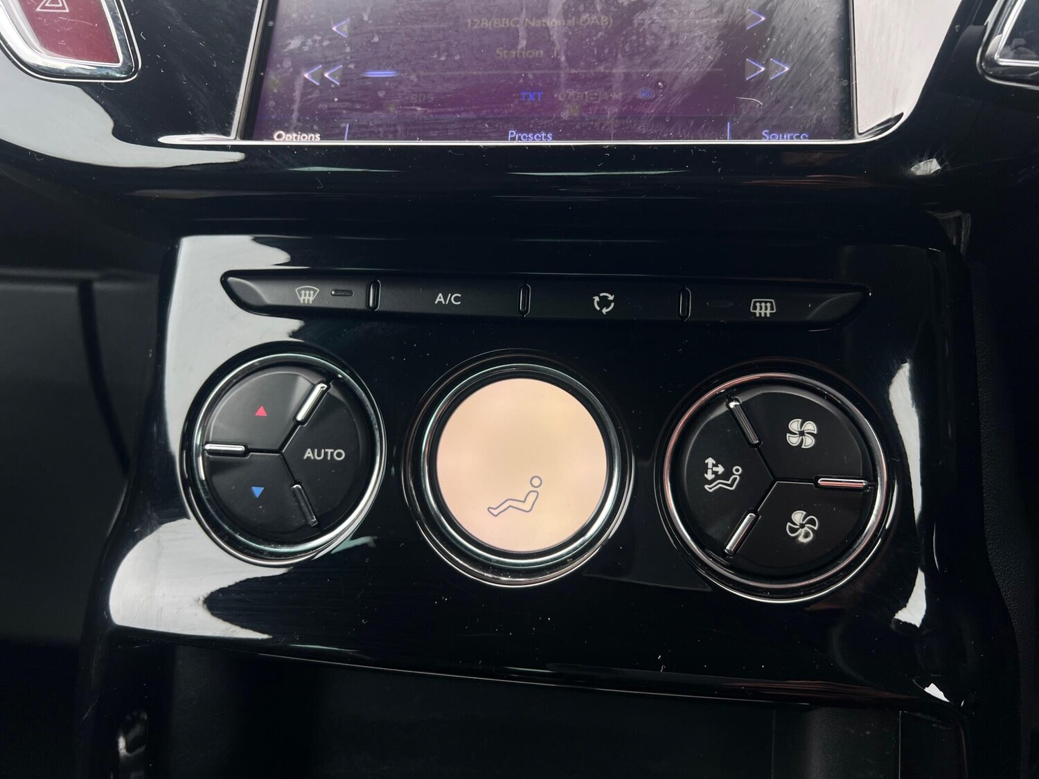 Used DS Automobiles DS 3 2017 for sale - 77454982: Photo 45