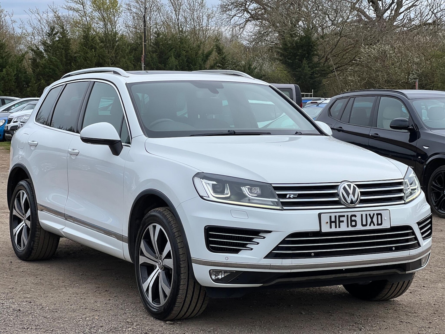 Used Volkswagen Touareg 2016 for sale - 78071844: Photo 2