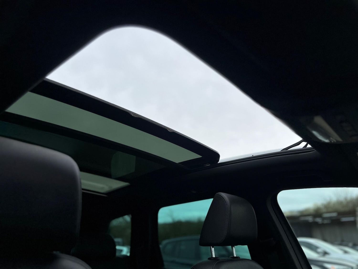 Used Volkswagen Touareg 2016 for sale - 78071844: Photo 32