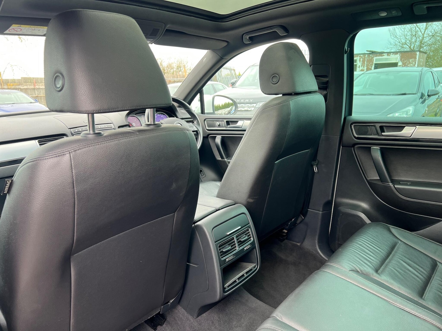 Used Volkswagen Touareg 2016 for sale - 78071844: Photo 41