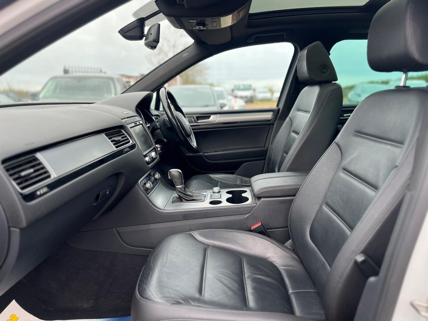 Used Volkswagen Touareg 2016 for sale - 78071844: Photo 43