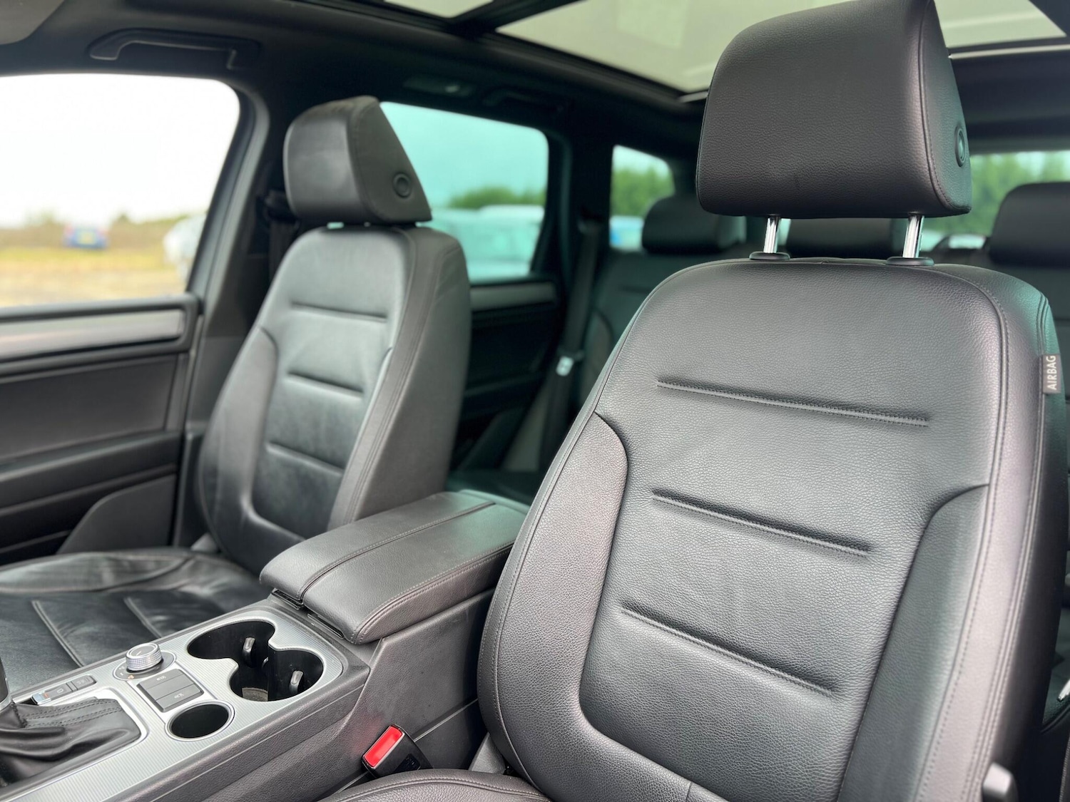 Used Volkswagen Touareg 2016 for sale - 78071844: Photo 45