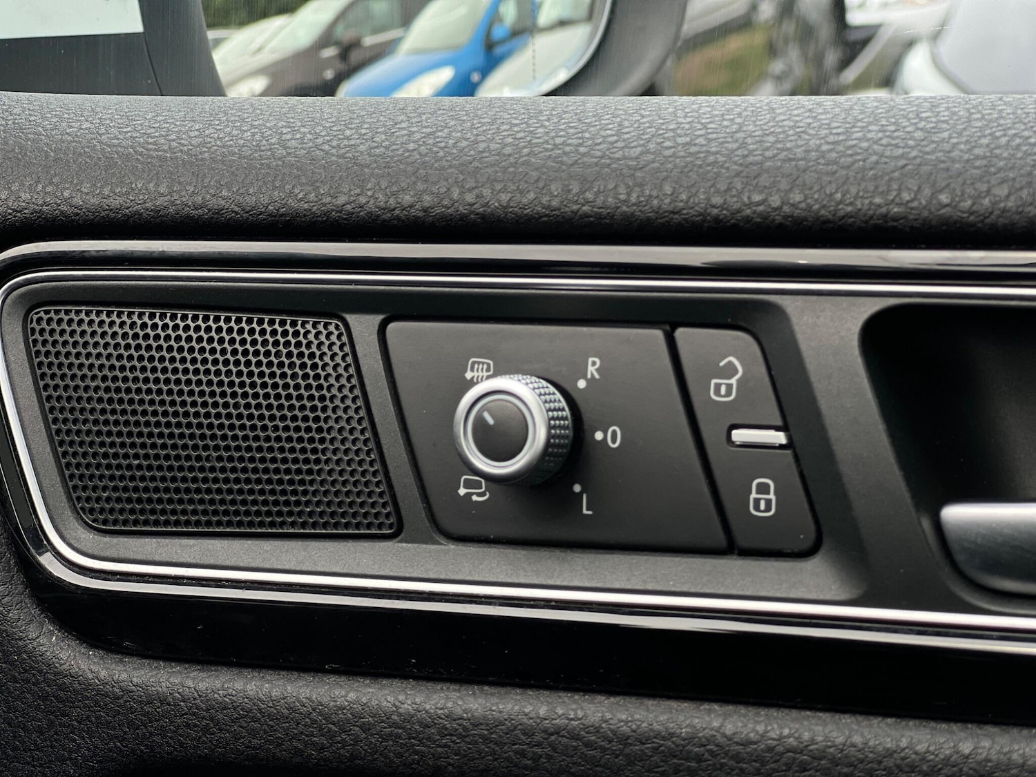 Used Volkswagen Touareg 2016 for sale - 78071844: Photo 60