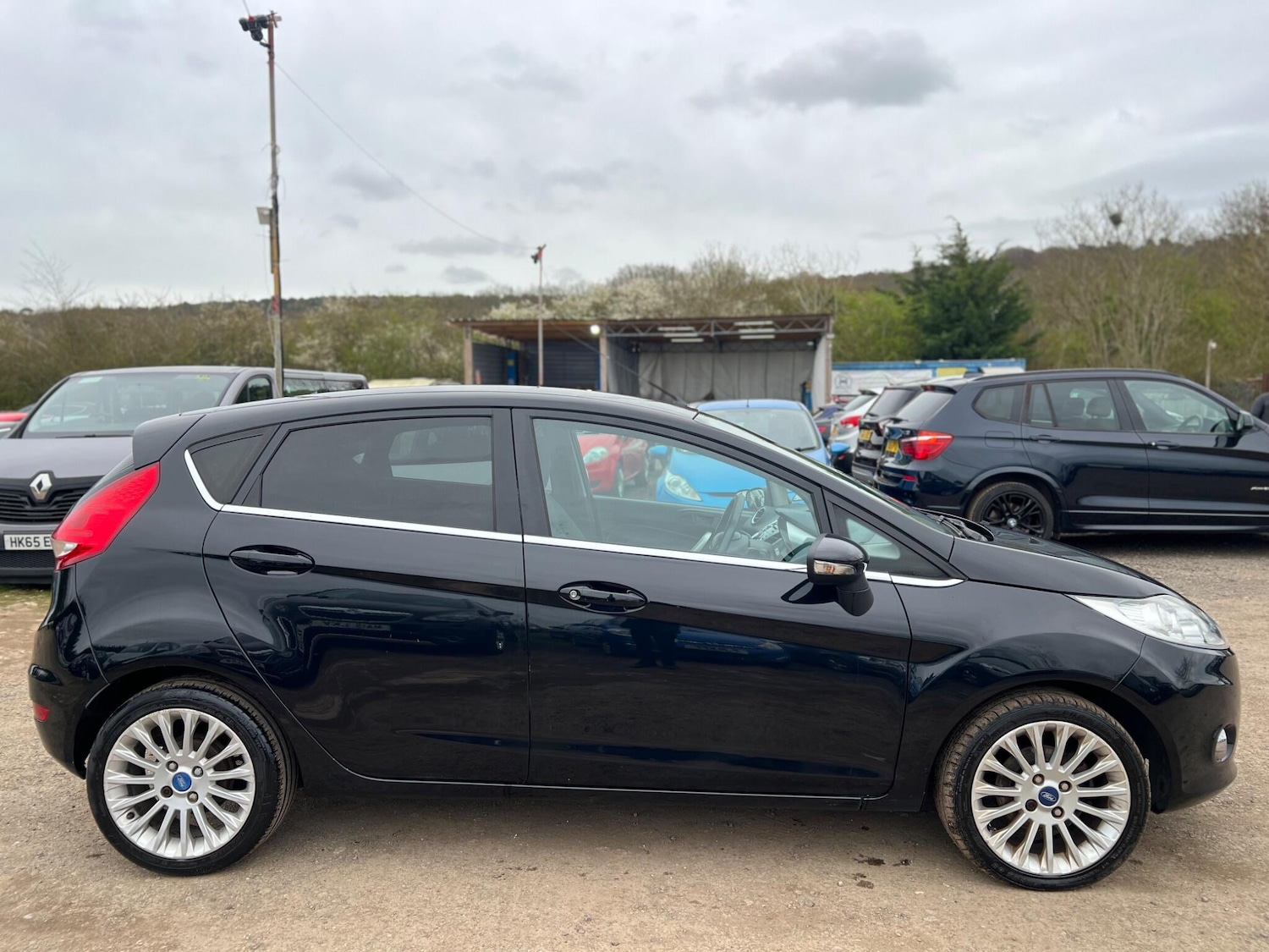 Used Ford Fiesta 2011 for sale - 78072310: Photo 12