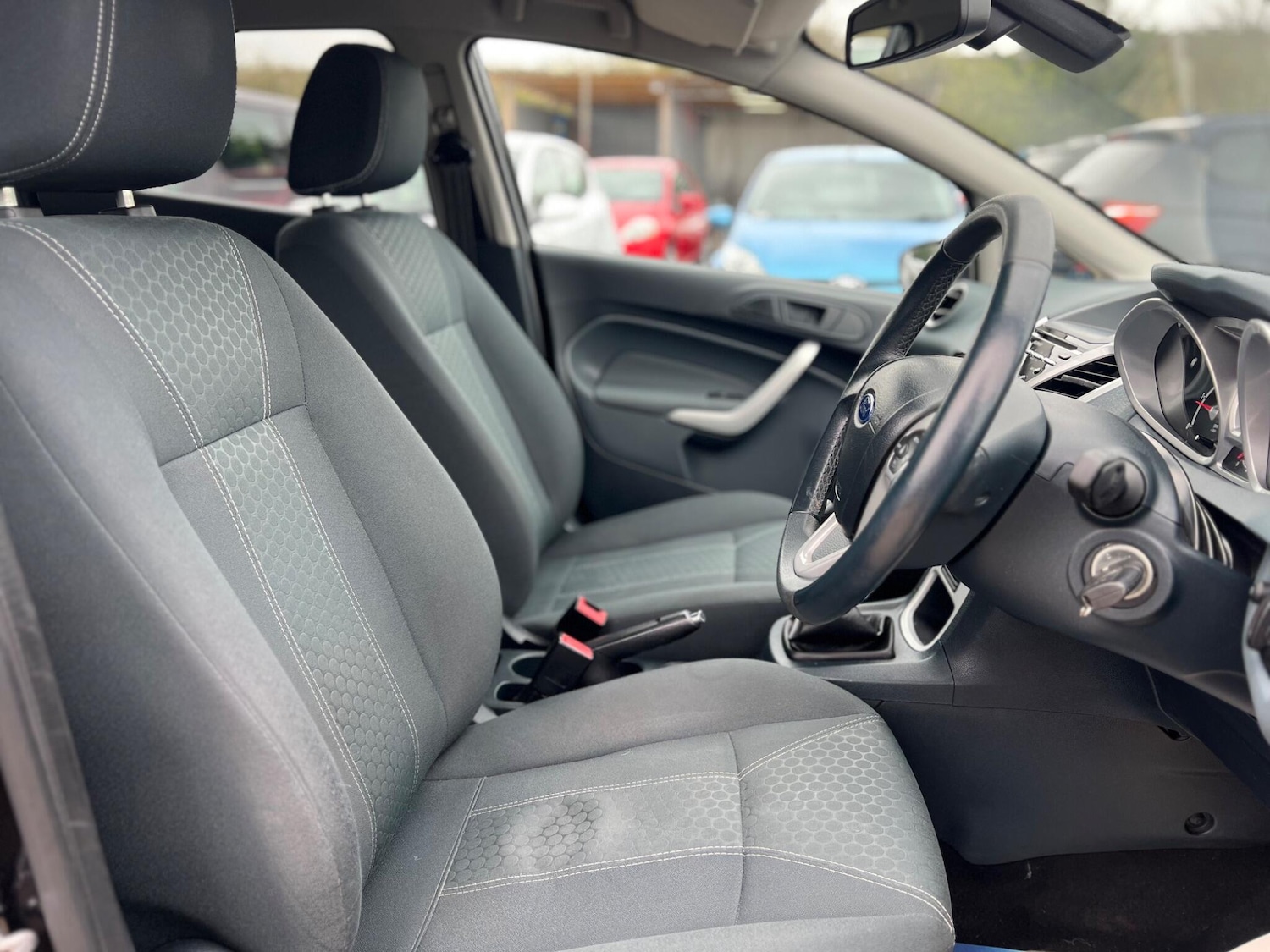 Used Ford Fiesta 2011 for sale - 78072310: Photo 28