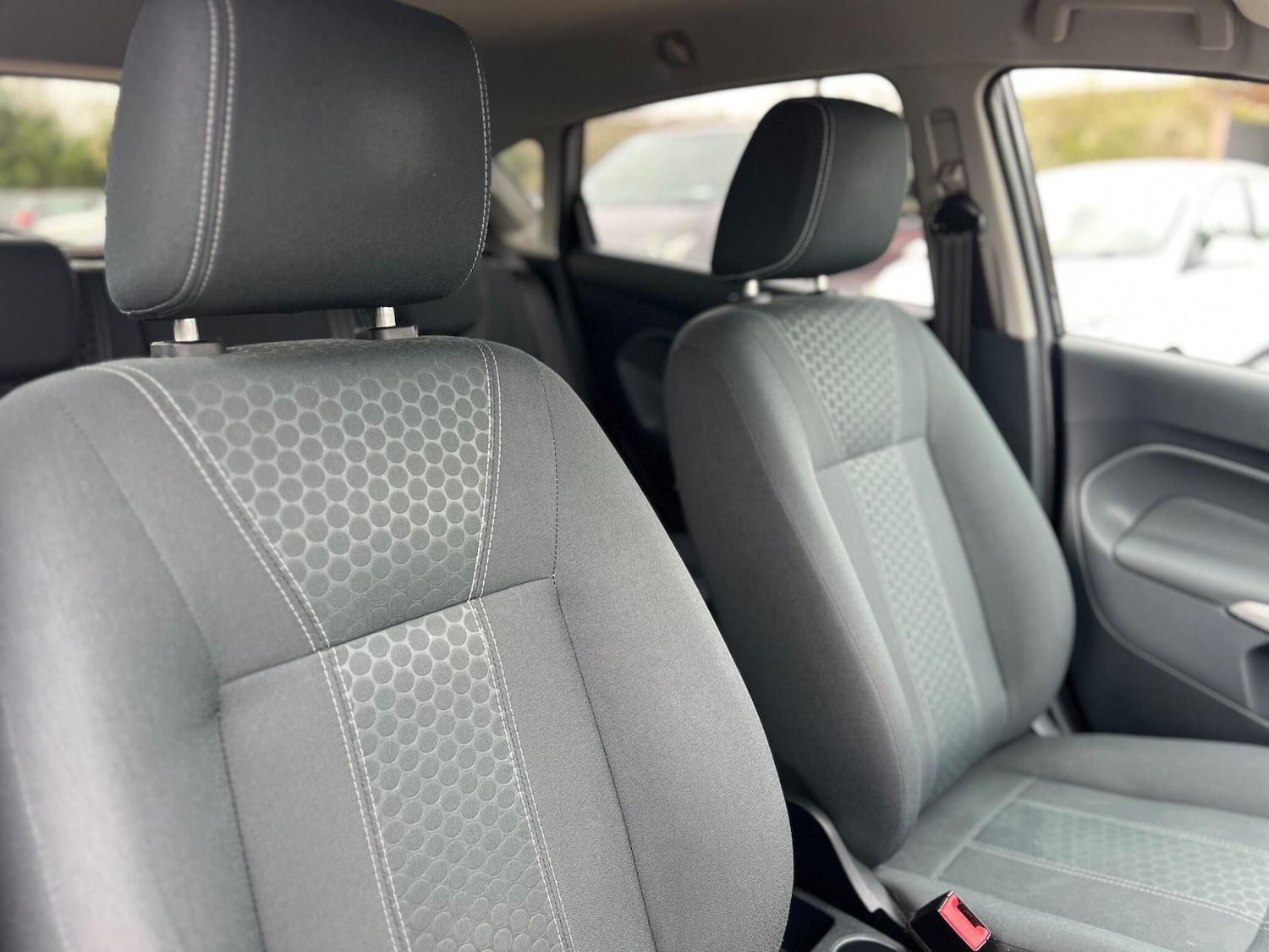 Used Ford Fiesta 2011 for sale - 78072310: Photo 30