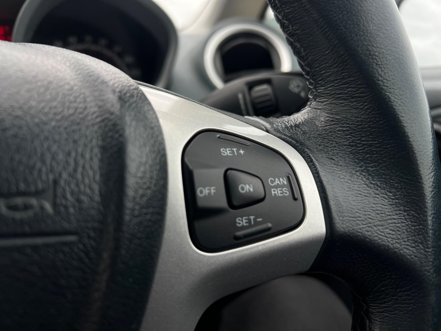 Used Ford Fiesta 2011 for sale - 78072310: Photo 47