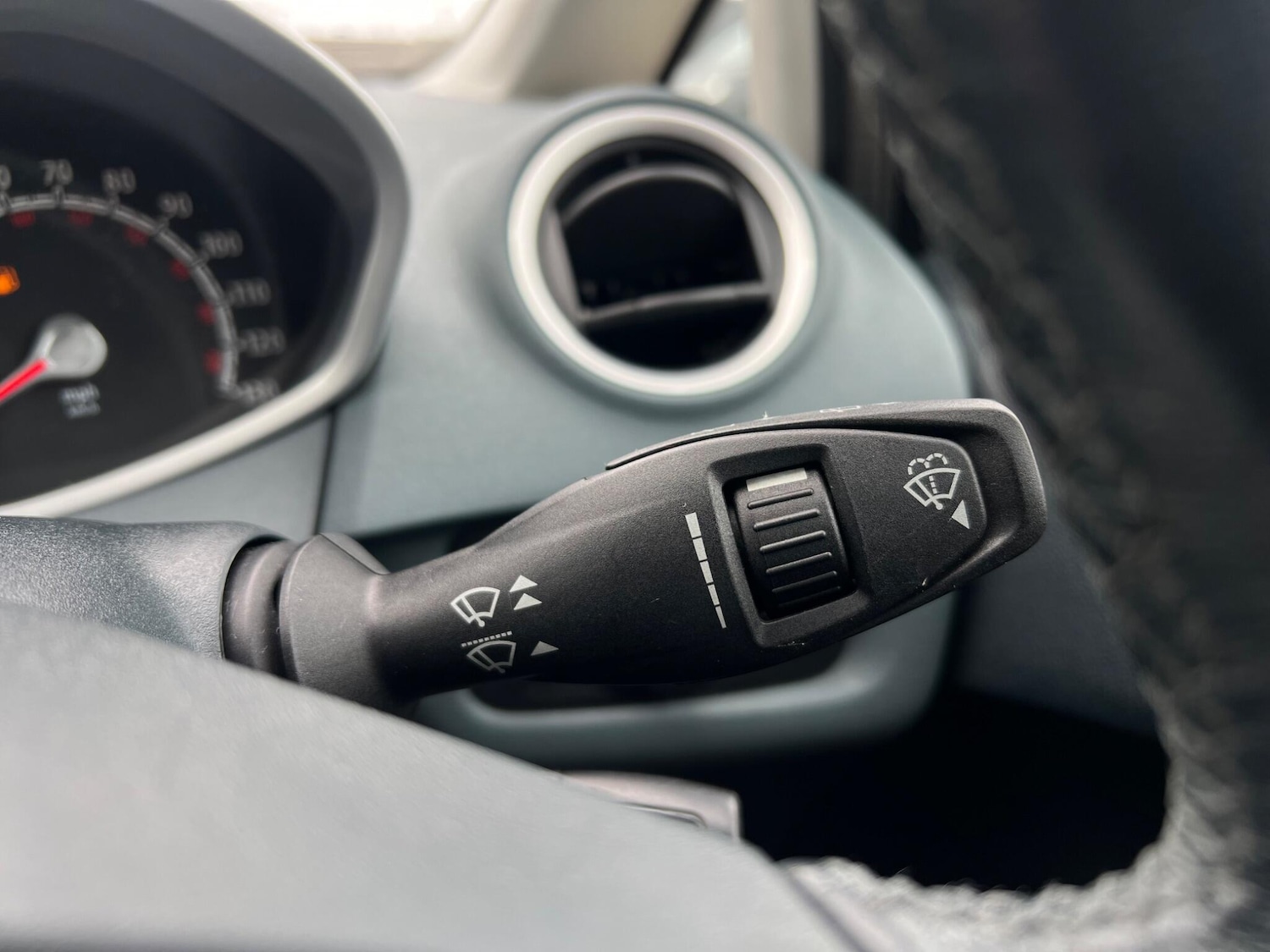 Used Ford Fiesta 2011 for sale - 78072310: Photo 48