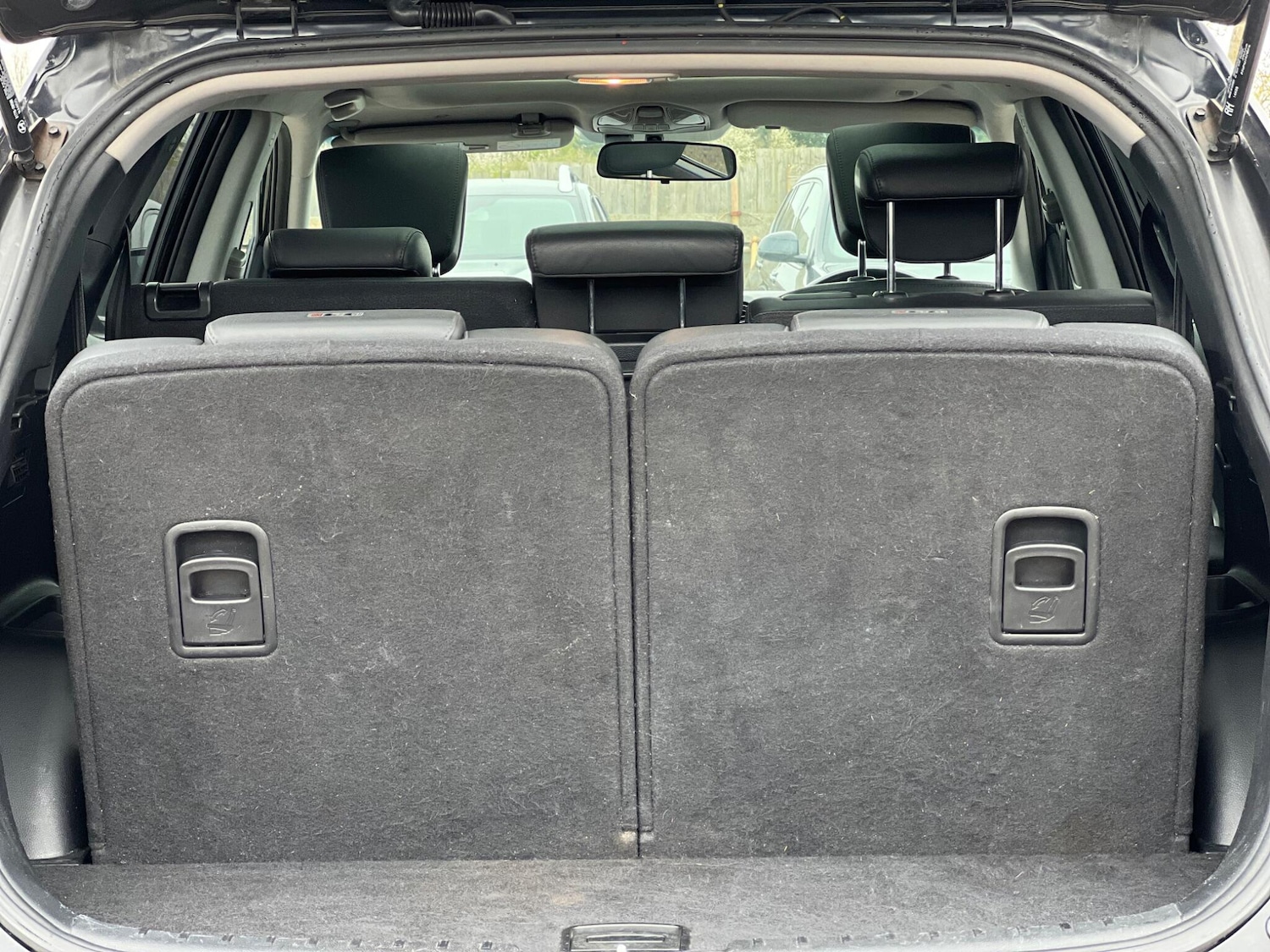 Used Hyundai Santa Fe for sale - 78127522: Photo 10