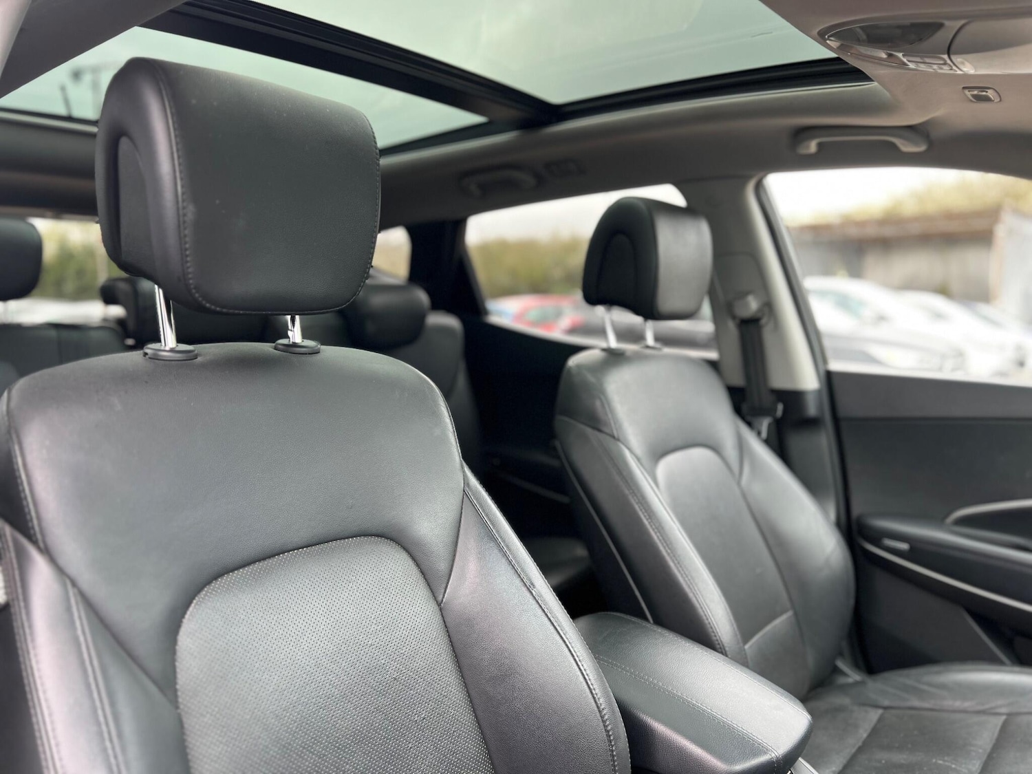 Used Hyundai Santa Fe for sale - 78127522: Photo 38