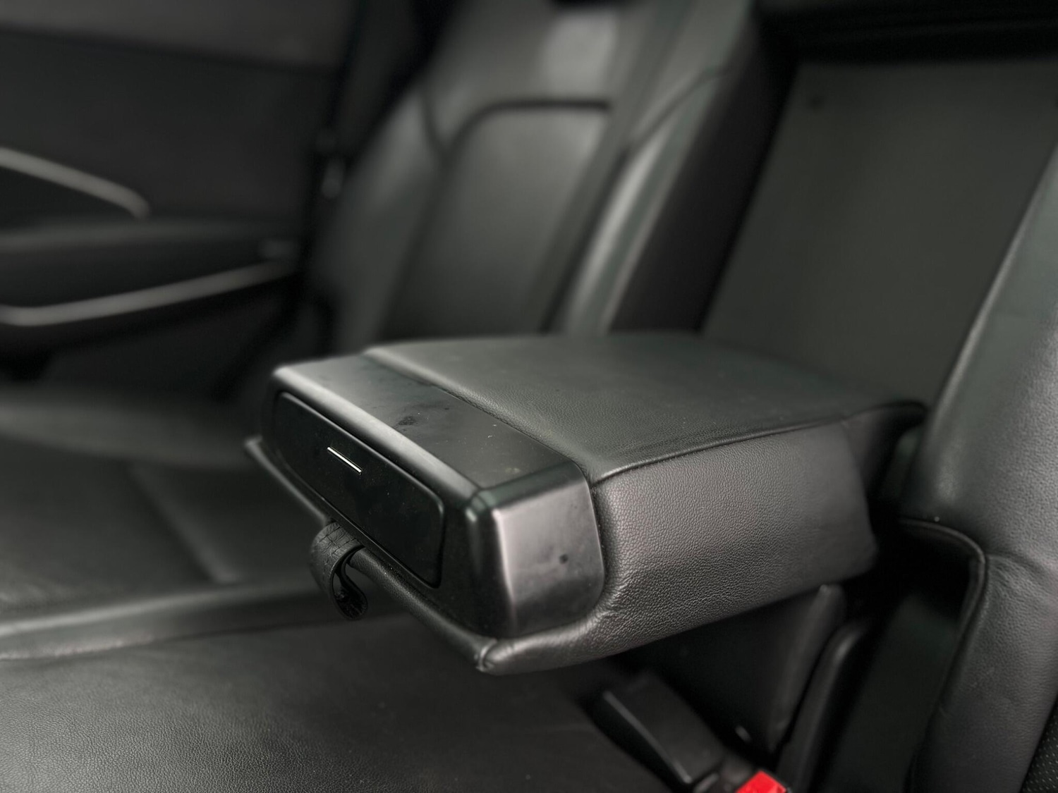 Used Hyundai Santa Fe for sale - 78127522: Photo 48