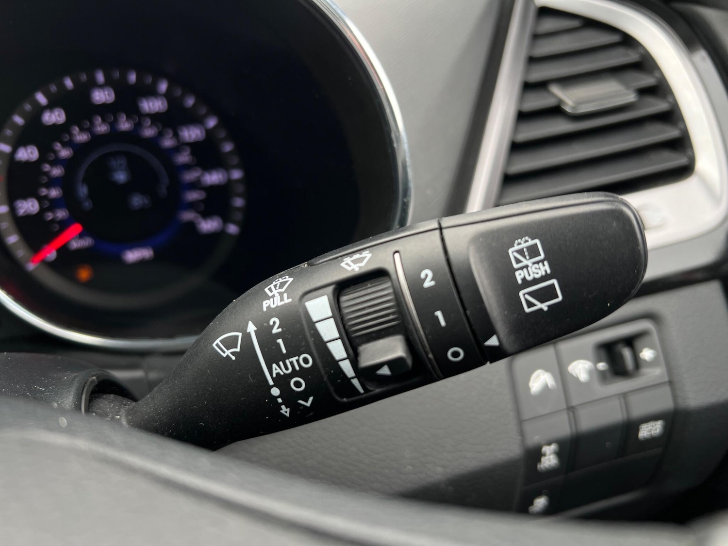 Used Hyundai Santa Fe for sale - 78127522: Photo 66