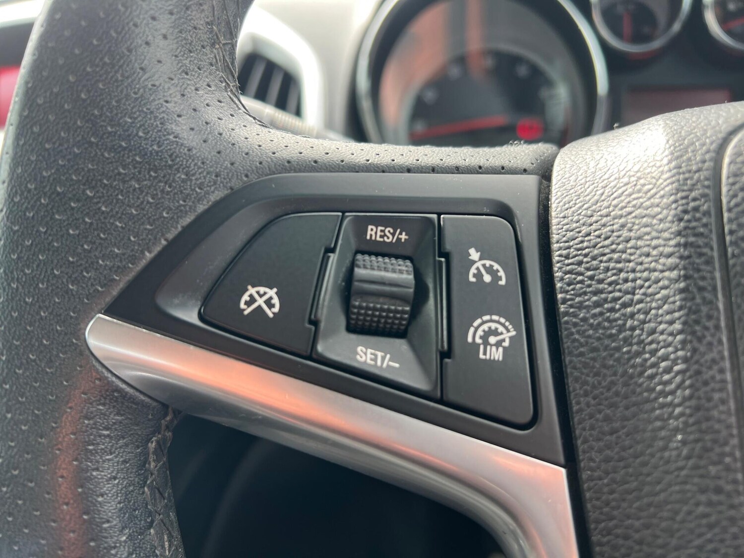 Used Vauxhall Astra 2013 for sale - 78073153: Photo 49