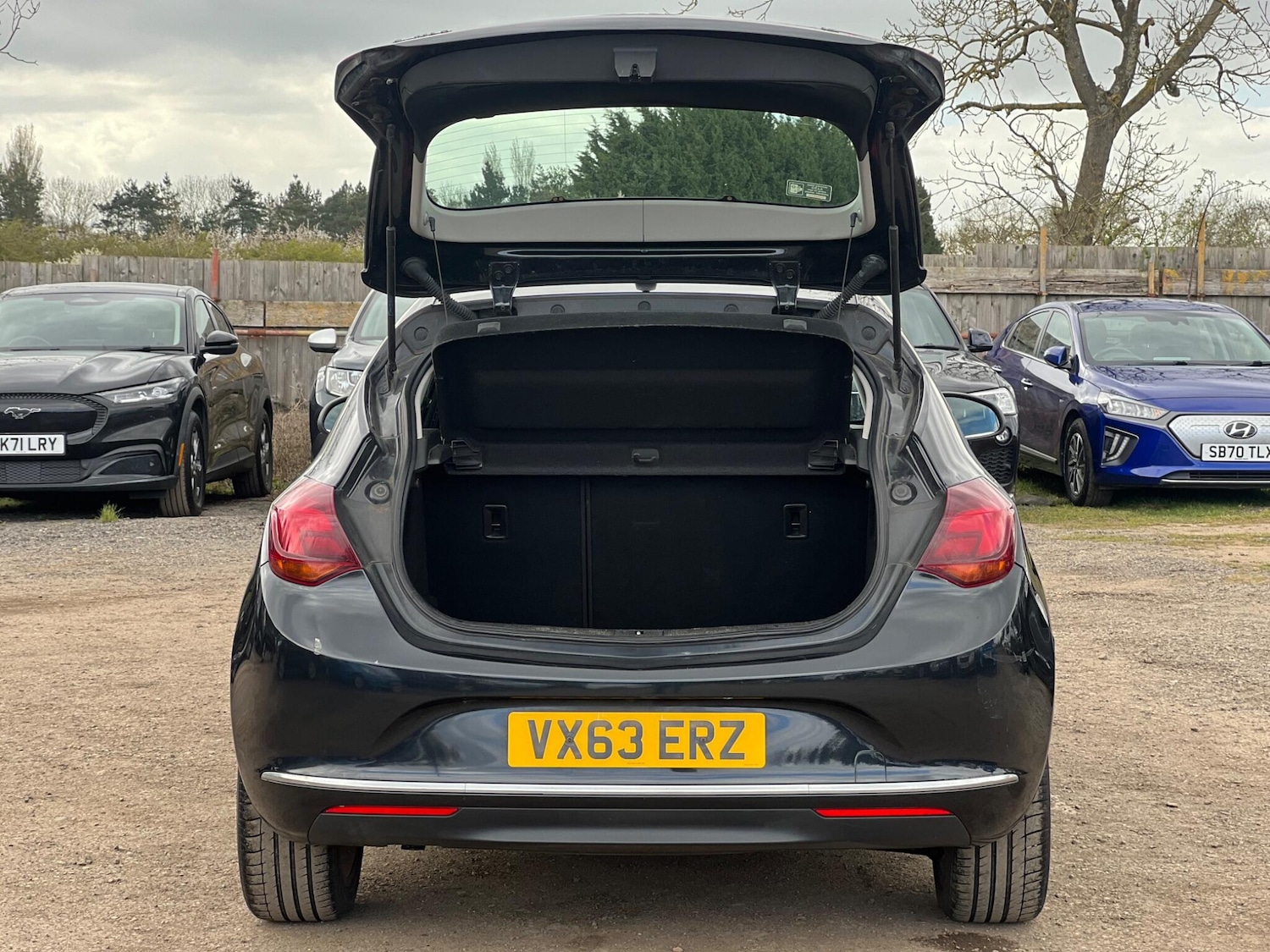 Used Vauxhall Astra 2013 for sale - 78073153: Photo 9