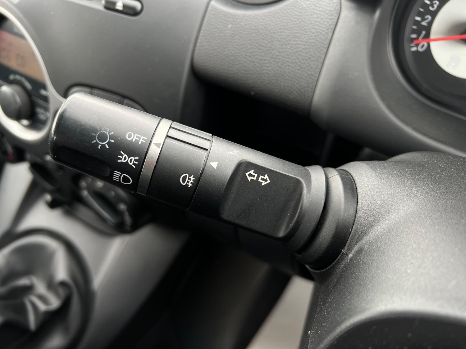 Used Mazda Mazda2 for sale - 78220324: Photo 47