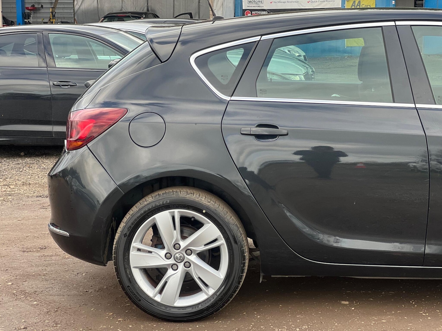 Used Vauxhall Astra 2013 for sale - 77657851: Photo 14