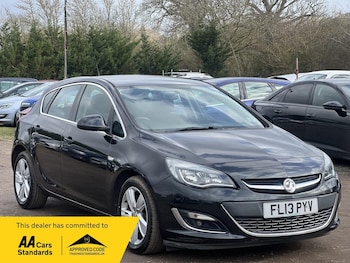 Used Vauxhall Astra 2013 for sale - 77657851: Photo