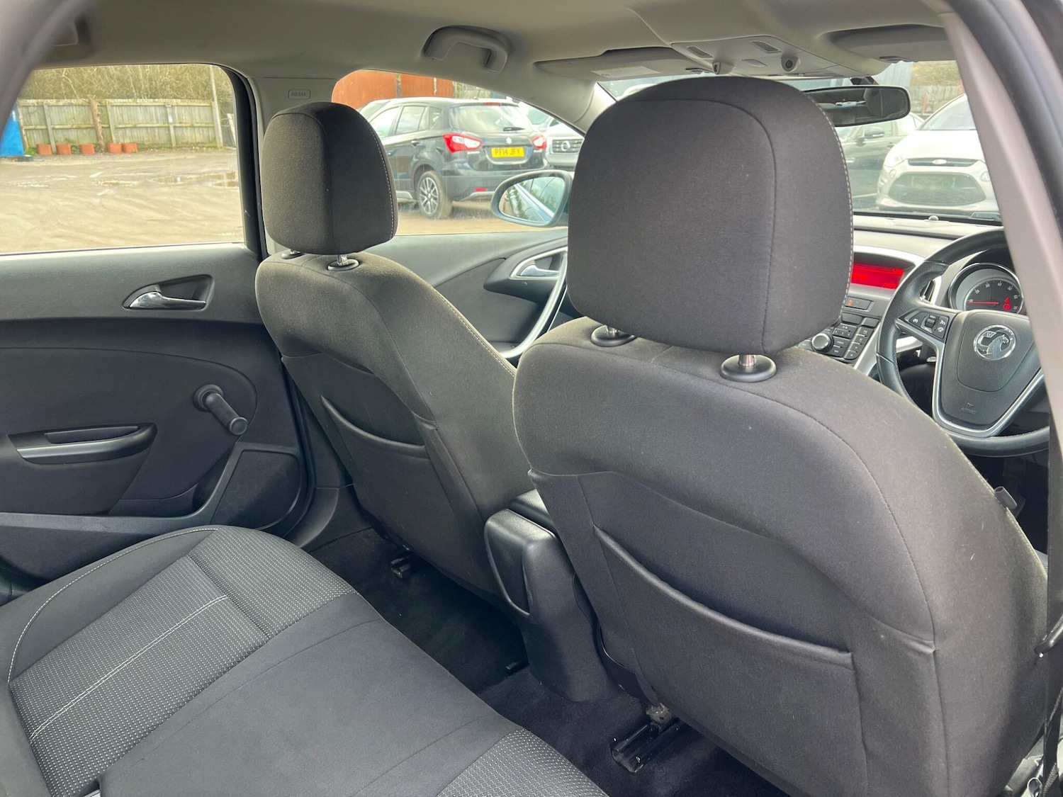 Used Vauxhall Astra 2013 for sale - 77657851: Photo 30