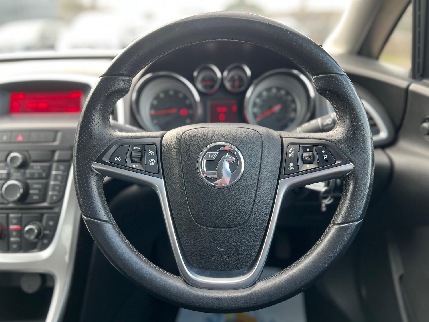 Used Vauxhall Astra 2013 for sale - 77657851: Photo 44