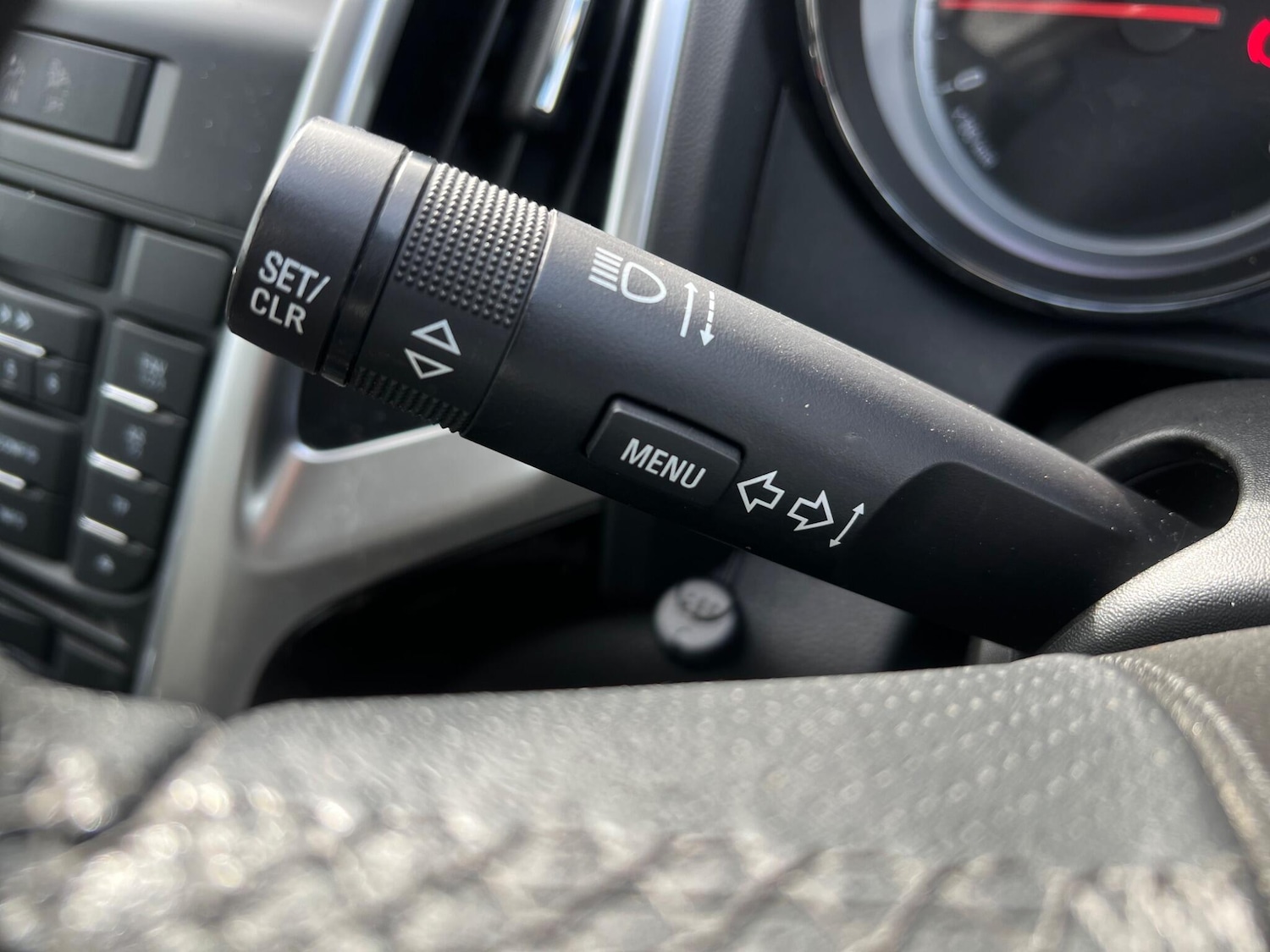 Used Vauxhall Astra 2013 for sale - 77657851: Photo 48