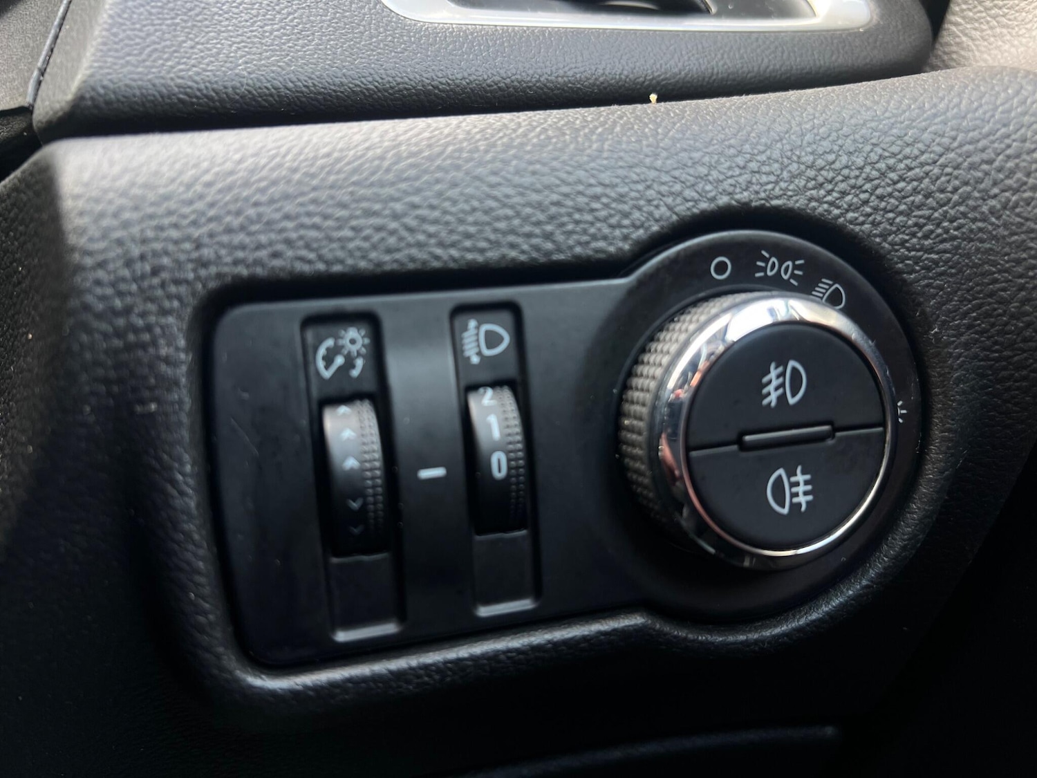 Used Vauxhall Astra 2013 for sale - 77657851: Photo 49