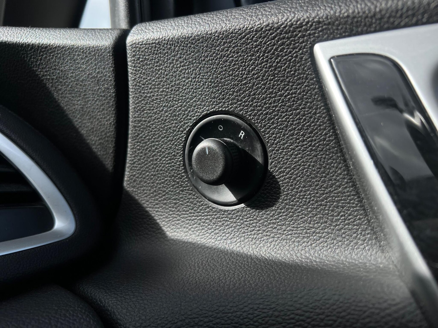 Used Vauxhall Astra 2013 for sale - 77657851: Photo 51