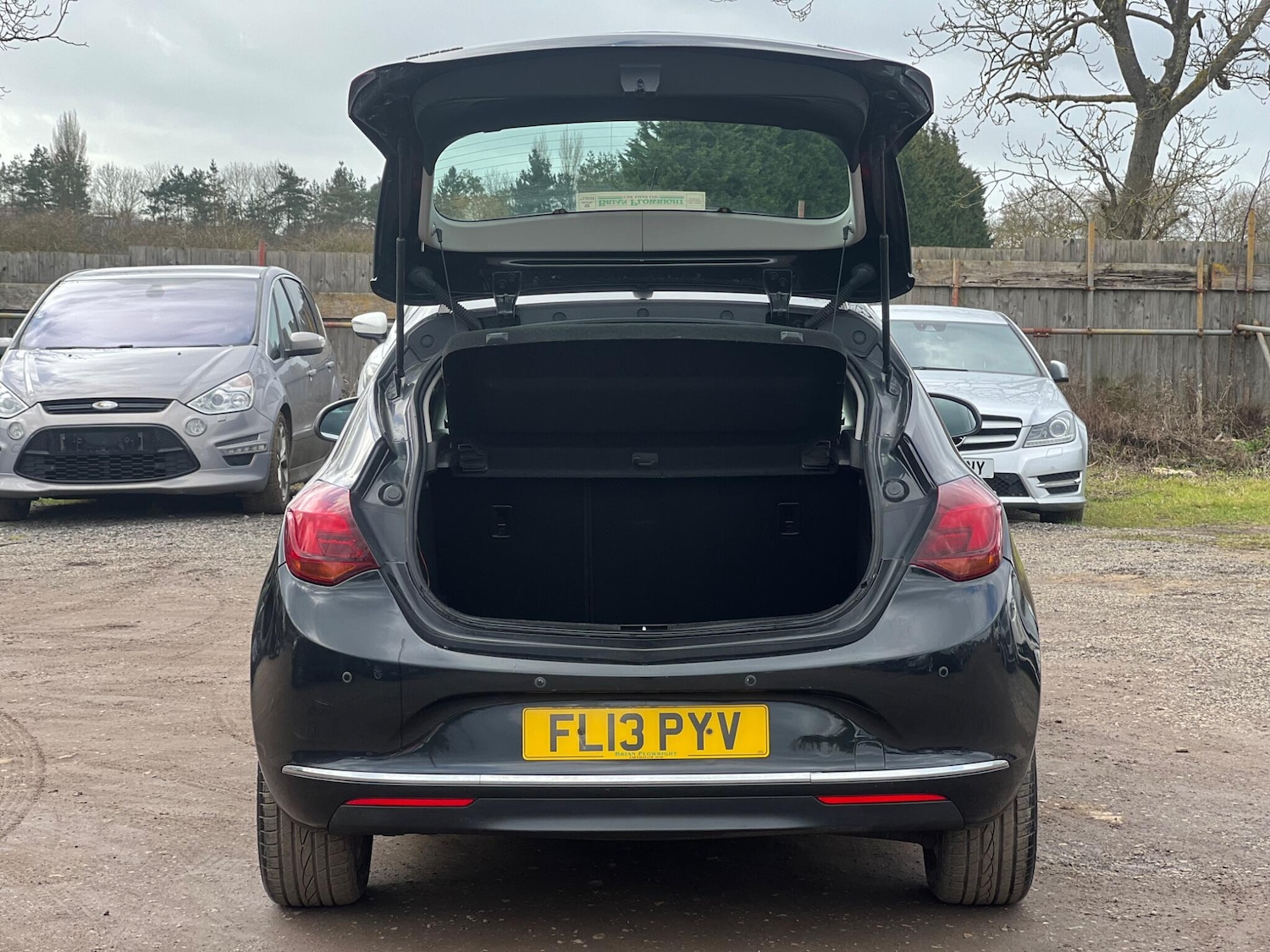 Used Vauxhall Astra 2013 for sale - 77657851: Photo 9