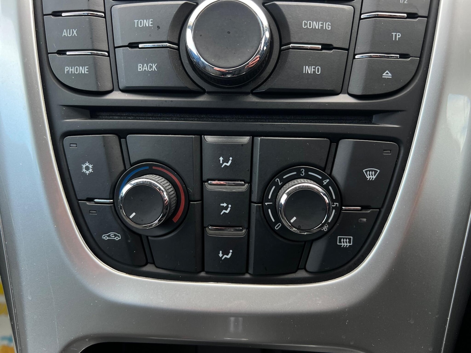 Used Vauxhall Astra for sale - 78128046: Photo 61