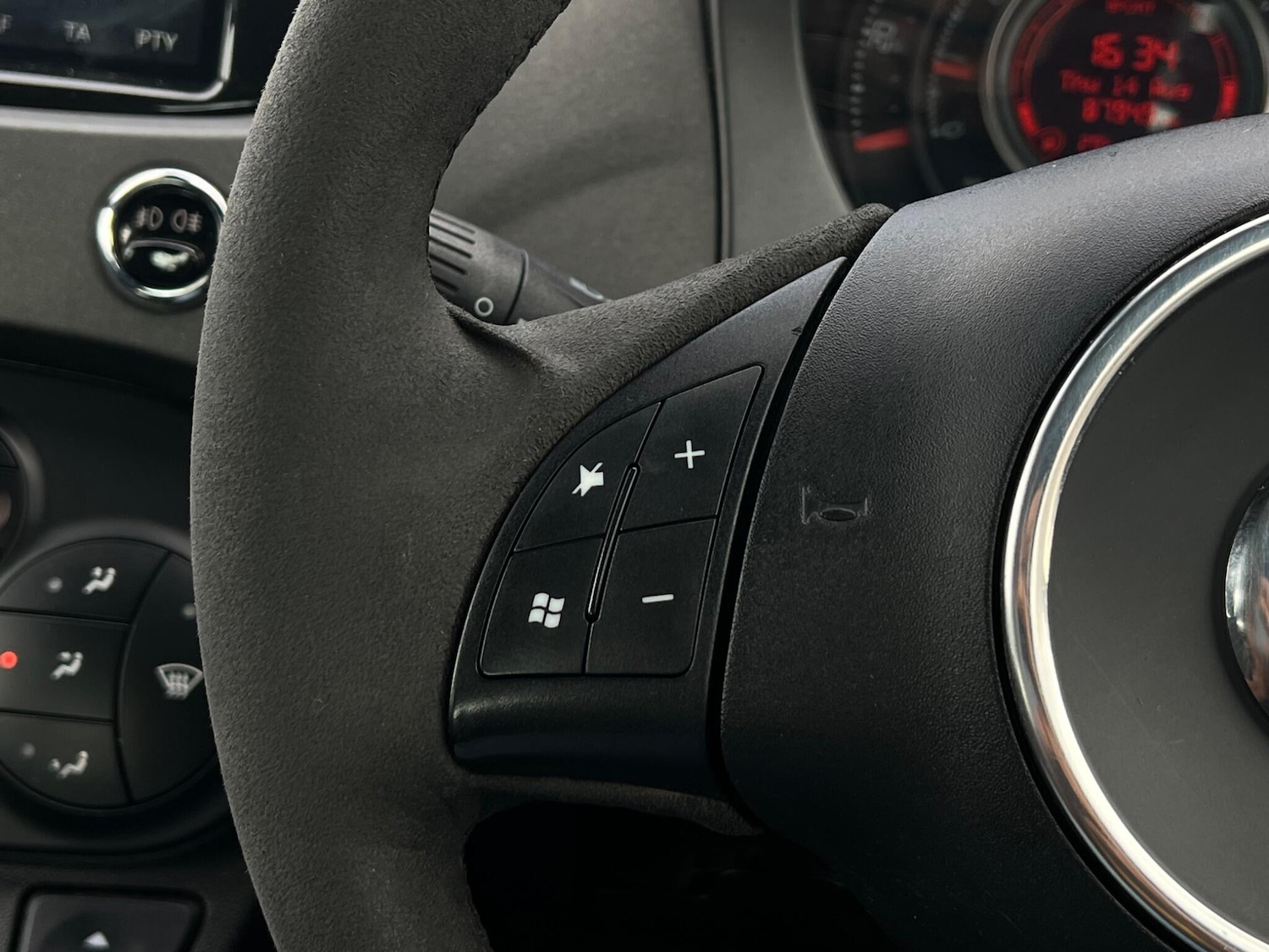 Used Abarth 595 2013 for sale - 77637903: Photo 51