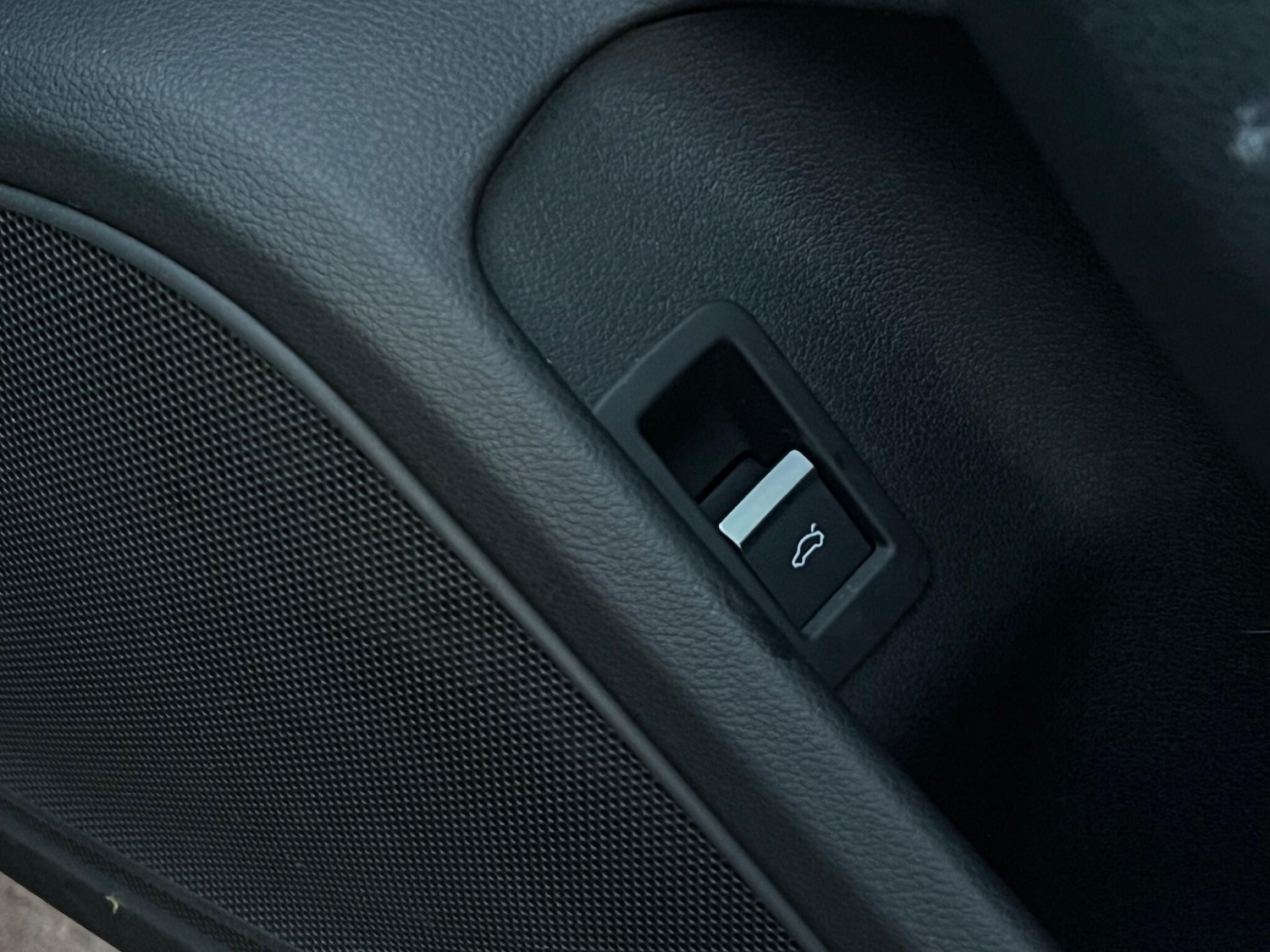 Used Audi A4 2018 for sale - 77454822: Photo 32