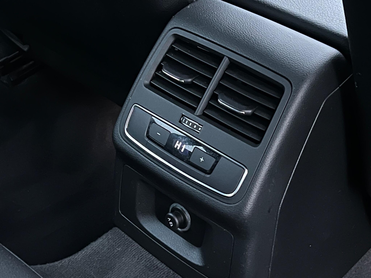 Used Audi A4 2018 for sale - 77454822: Photo 39