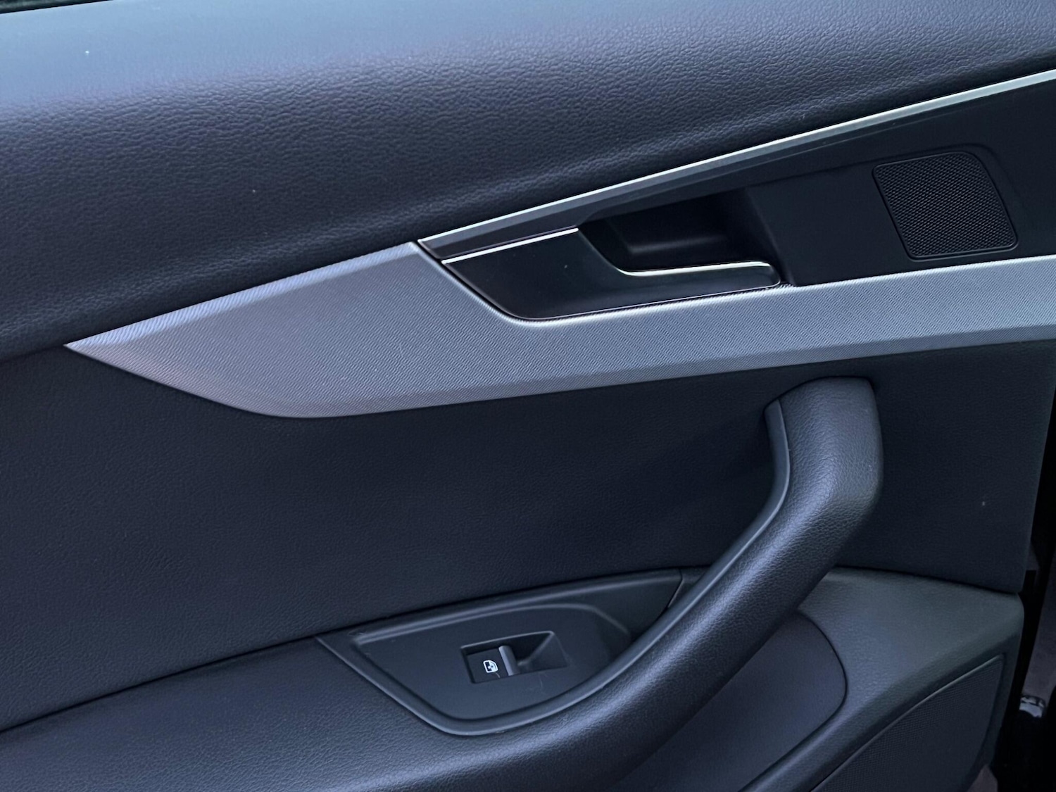 Used Audi A4 2018 for sale - 77454822: Photo 46