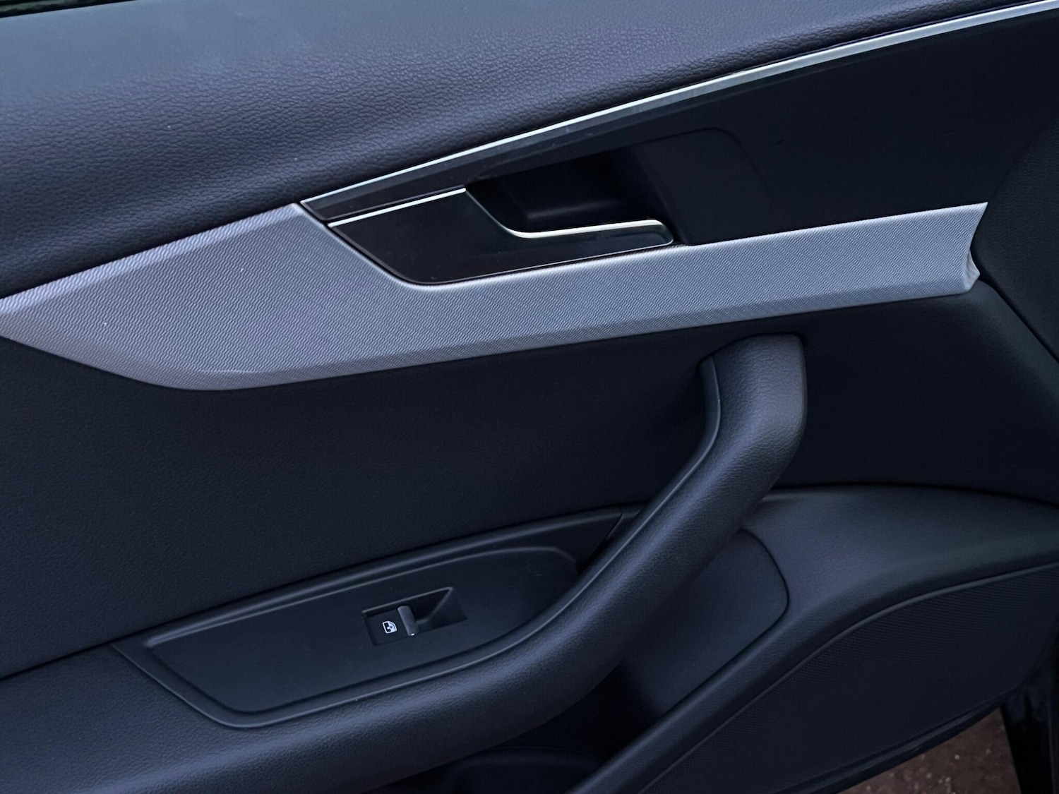 Used Audi A4 2018 for sale - 77454822: Photo 51