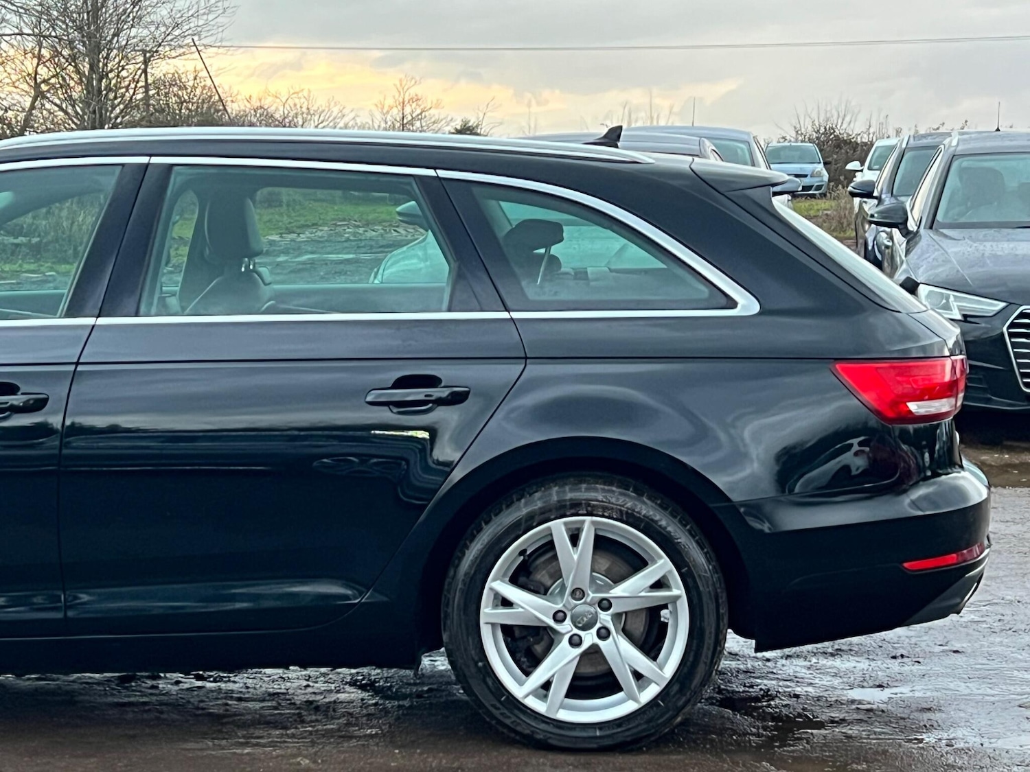 Used Audi A4 2018 for sale - 77454822: Photo 9