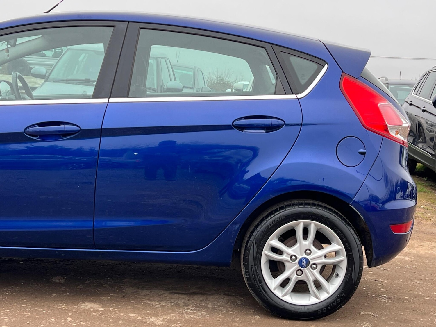 Used Ford Fiesta 2015 for sale - 77793939: Photo 11