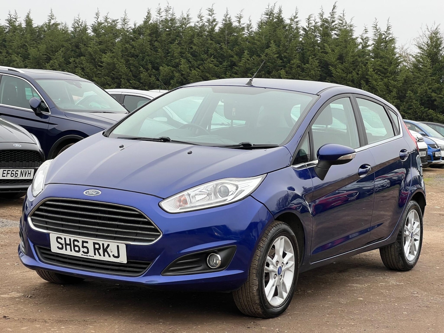 Used Ford Fiesta 2015 for sale - 77793939: Photo 3