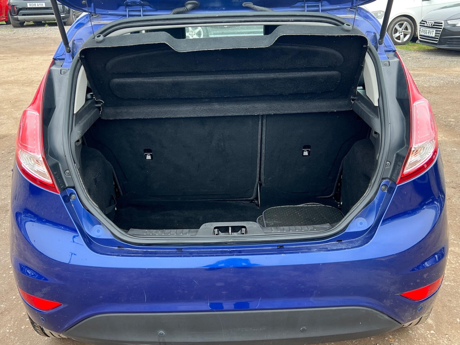 Used Ford Fiesta 2015 for sale - 77793939: Photo 38