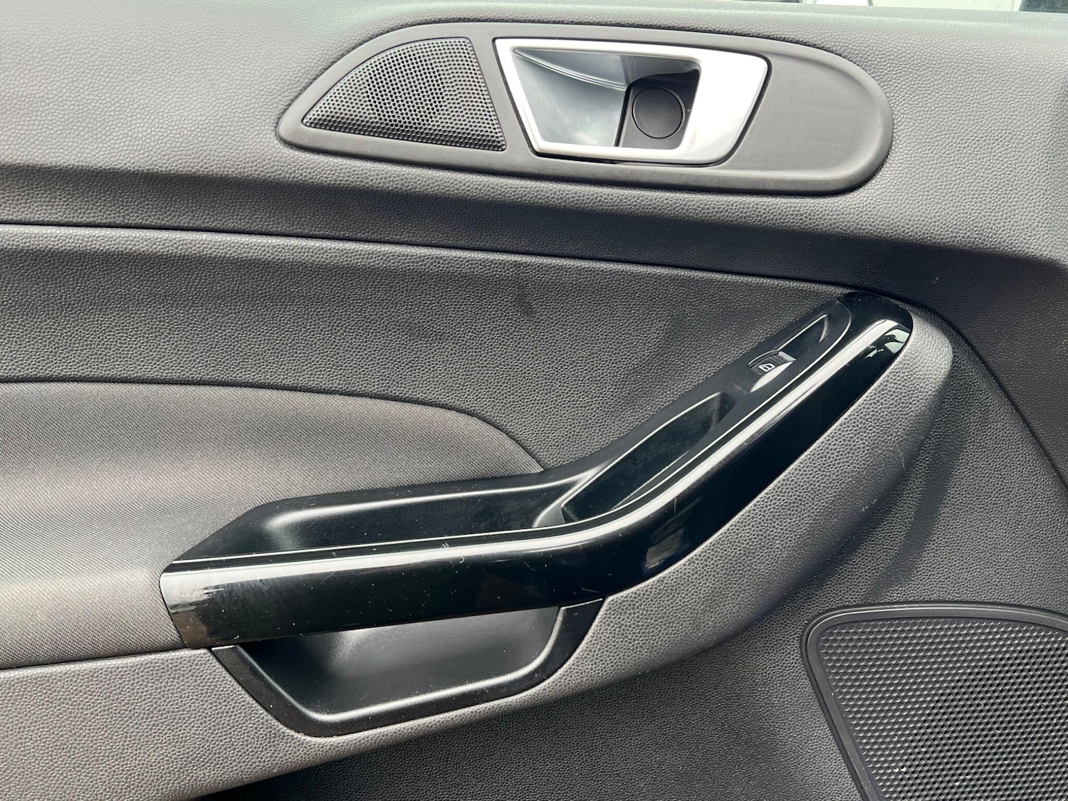 Used Ford Fiesta 2015 for sale - 77793939: Photo 47