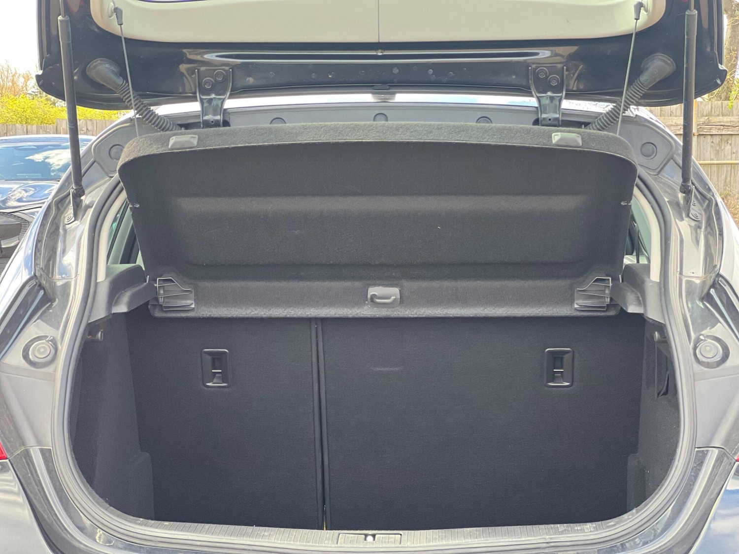 Used Vauxhall Astra 2012 for sale - 78148172: Photo 10