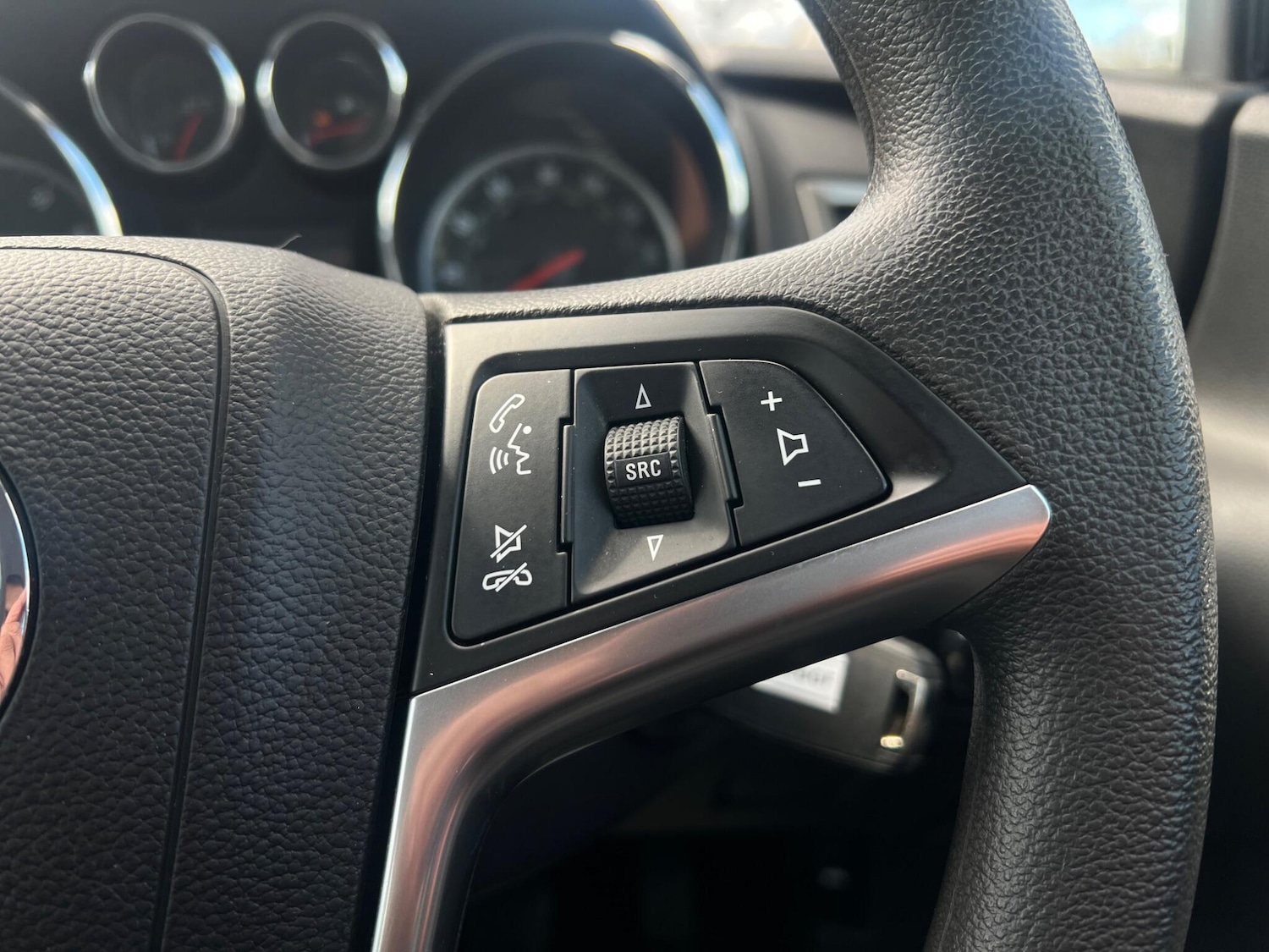 Used Vauxhall Astra 2012 for sale - 78148172: Photo 48