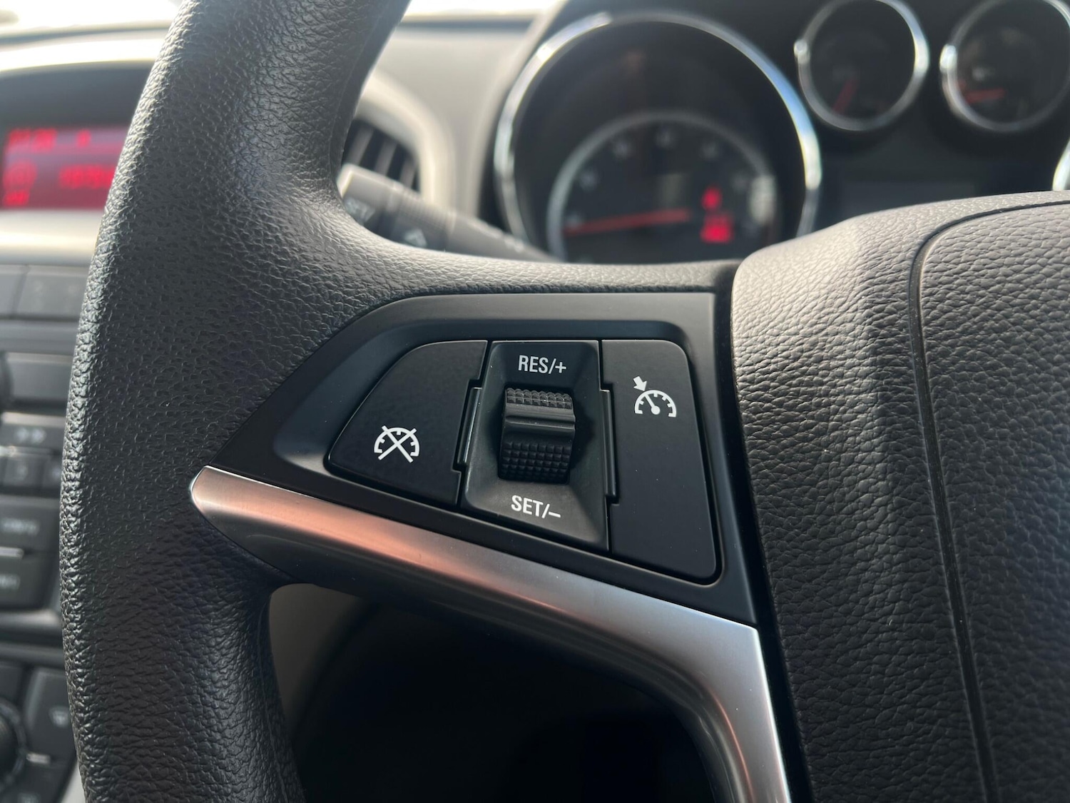 Used Vauxhall Astra 2012 for sale - 78148172: Photo 49