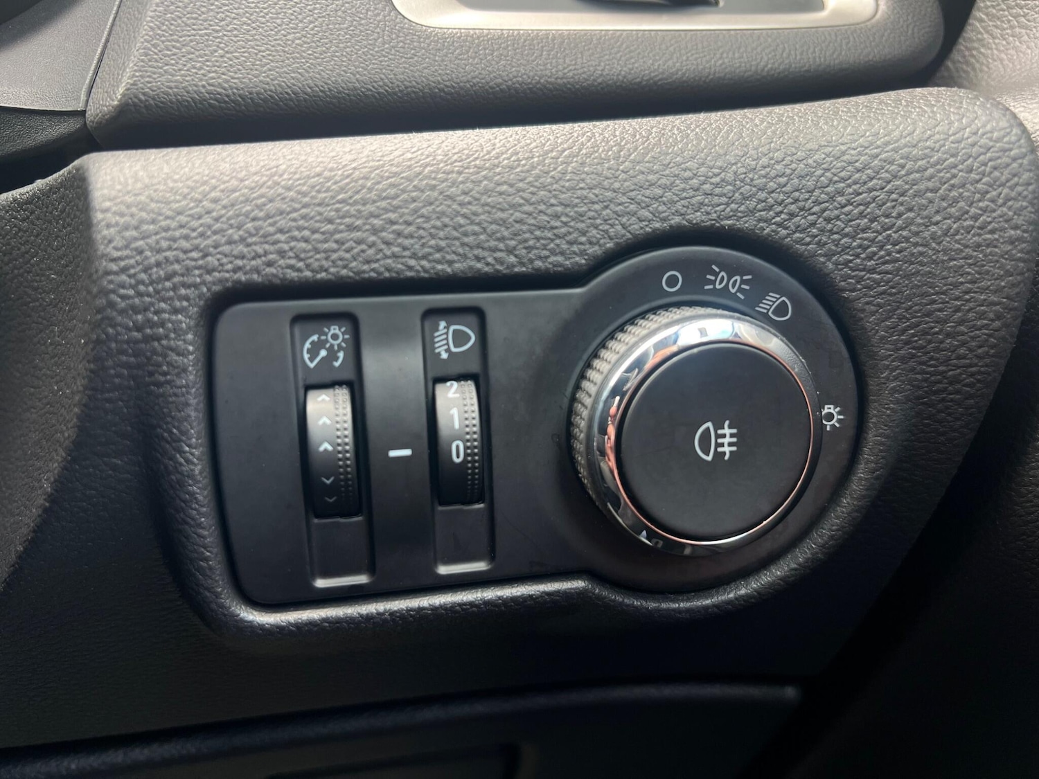 Used Vauxhall Astra 2012 for sale - 78148172: Photo 54