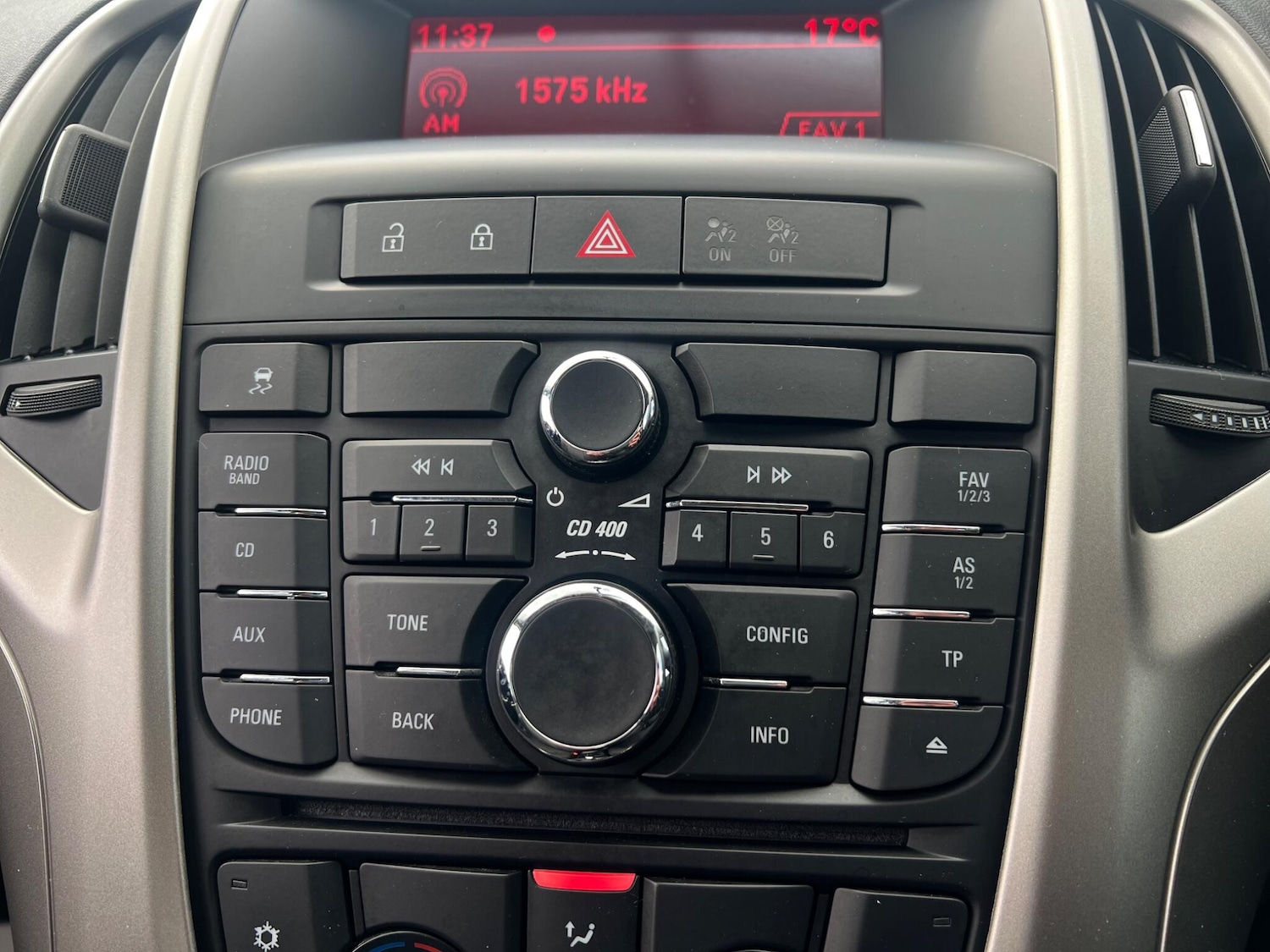 Used Vauxhall Astra 2012 for sale - 78148172: Photo 58