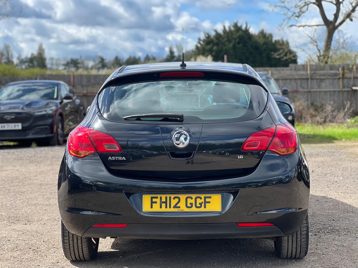 Used Vauxhall Astra 2012 for sale - 78148172: Photo 8