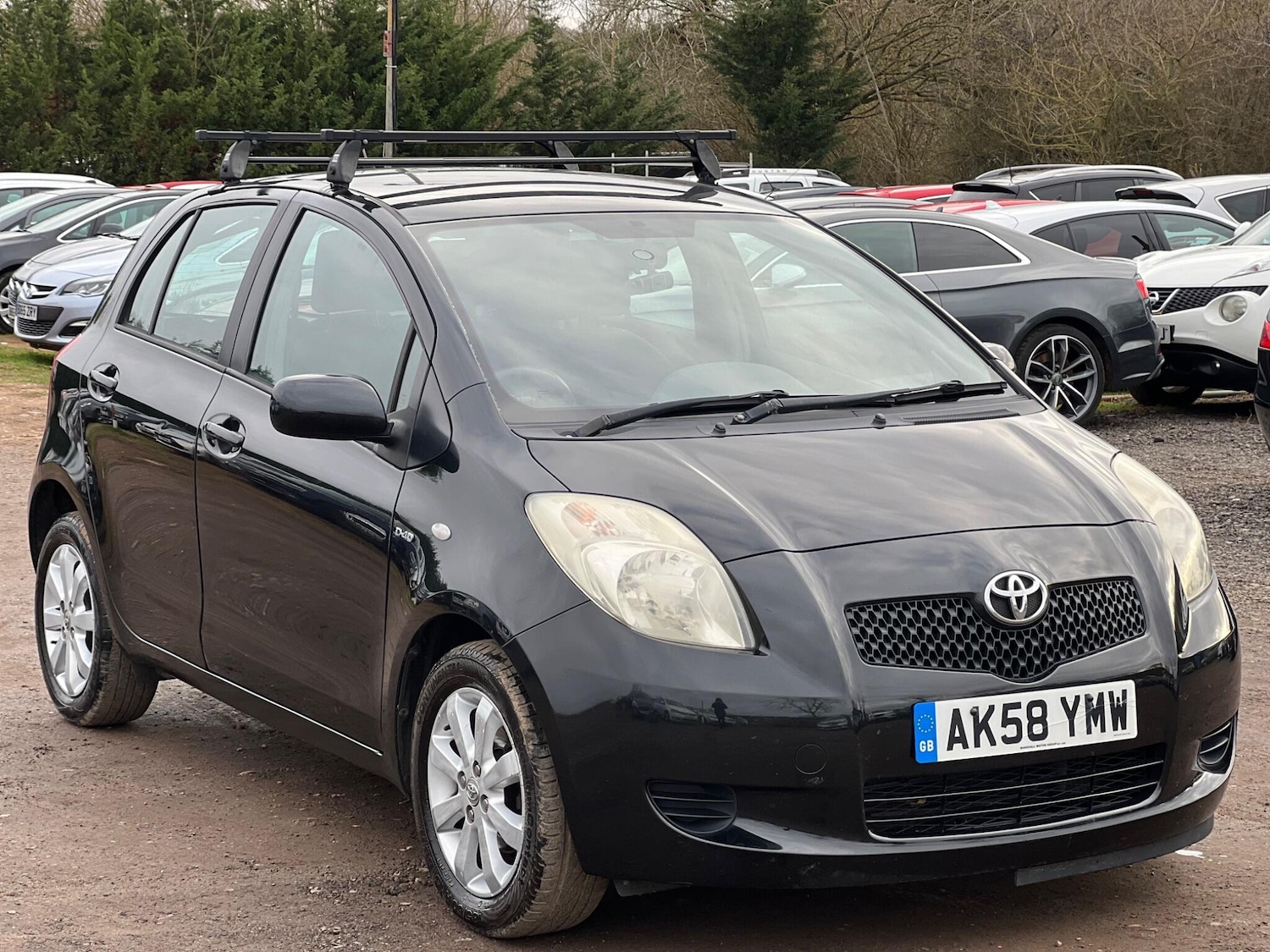 Used Toyota Yaris 2008 for sale - 77624816: Photo 2