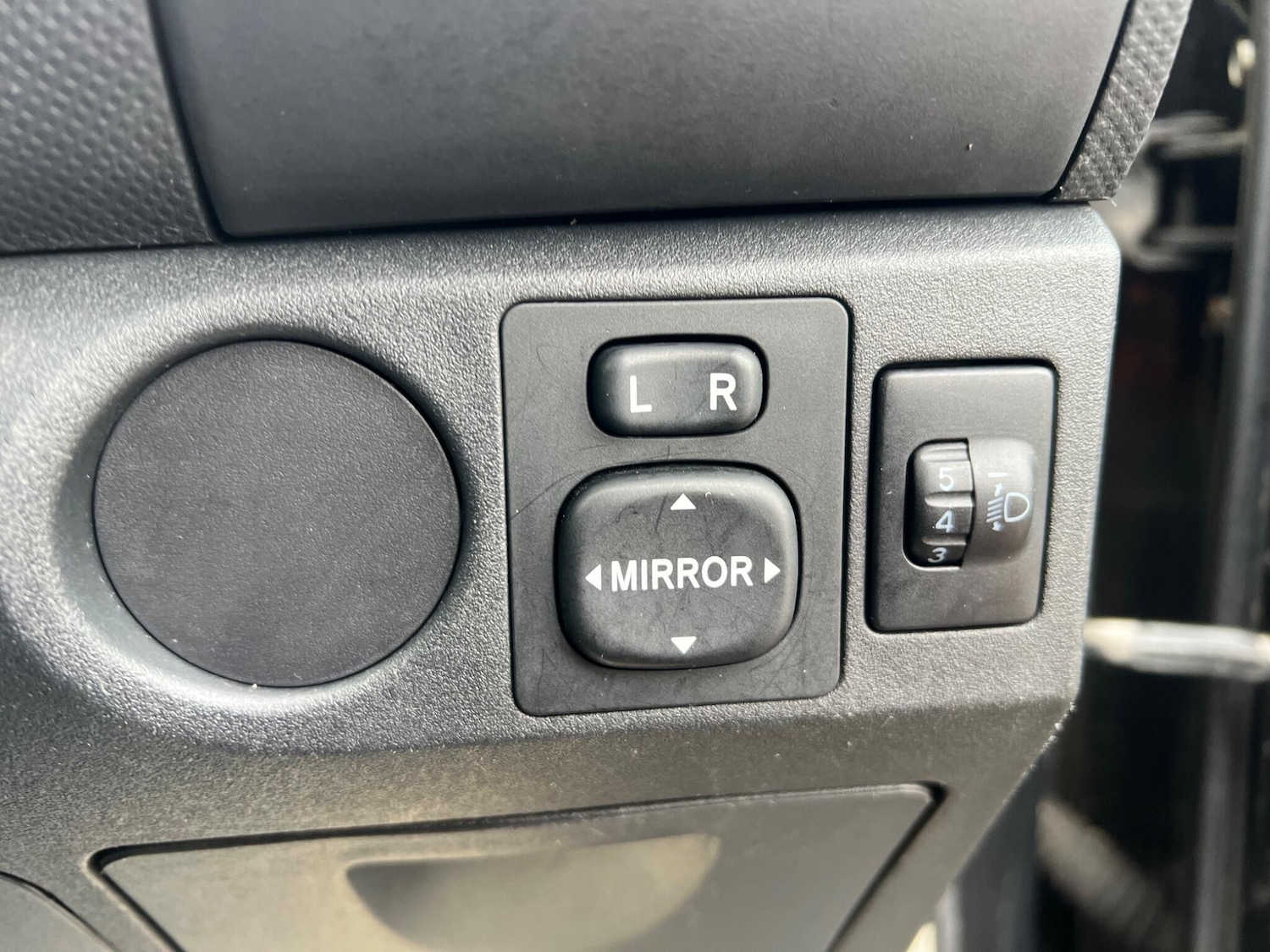 Used Toyota Yaris 2008 for sale - 77624816: Photo 47