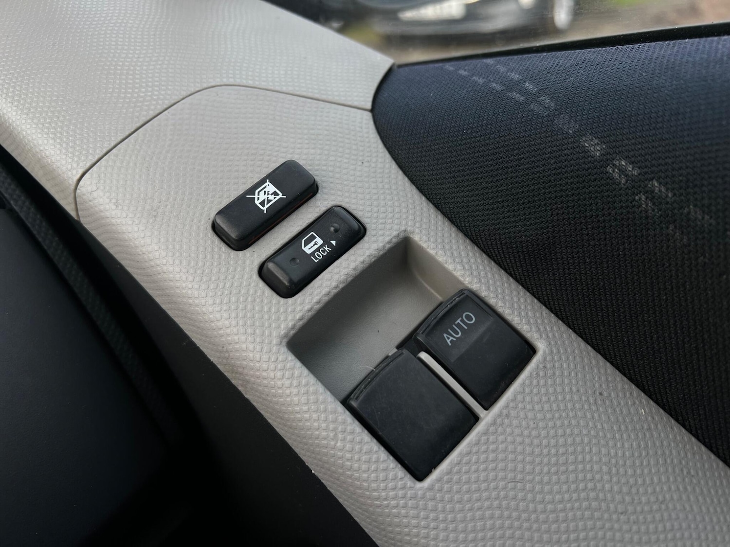 Used Toyota Yaris 2008 for sale - 77624816: Photo 48